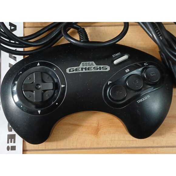 Sega Genesis Console Sonic 2 Bundle - Complete In Box CIB - Tested - Picture 13 of 16